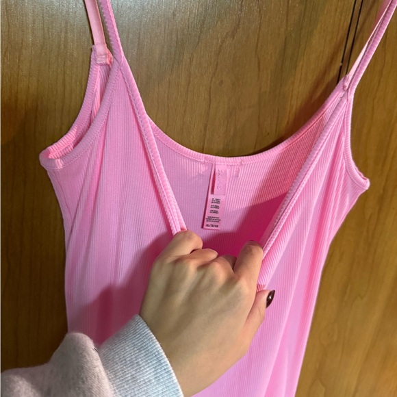 Skims Soft Lounge Sip Dress
Shade Bubblegum - Picture 6 of 7